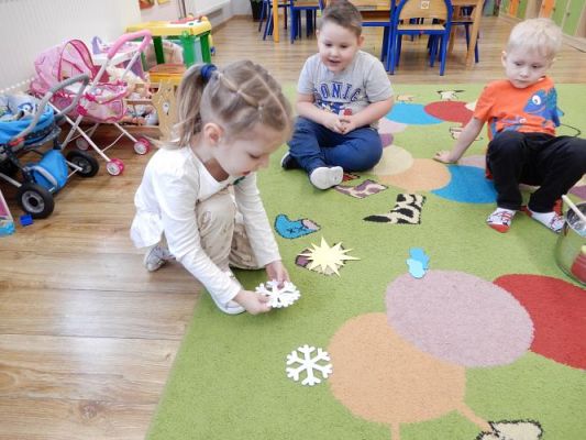 Grafika #28: ,,W marcu jak w garncu"