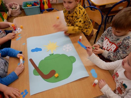 Grafika #44: ,,W marcu jak w garncu"