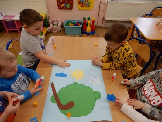 Grafika #46: ,,W marcu jak w garncu"