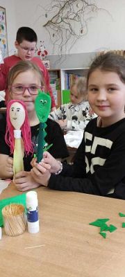 Grafika #1: Warsztaty lalkarskie w klasie drugiej