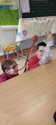 Grafika #8: Warsztaty lalkarskie w klasie drugiej